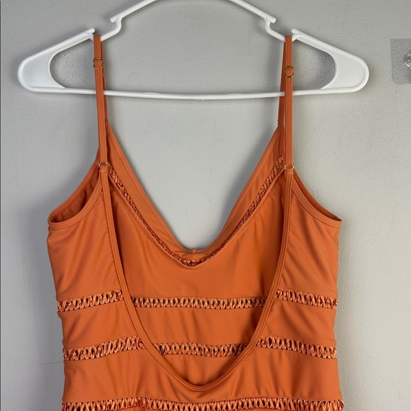 NWT Amuse Society Kayla One Piece Swimsuit in Cayenne Large Cheeky Mod Coverage - Picture 9 of 16